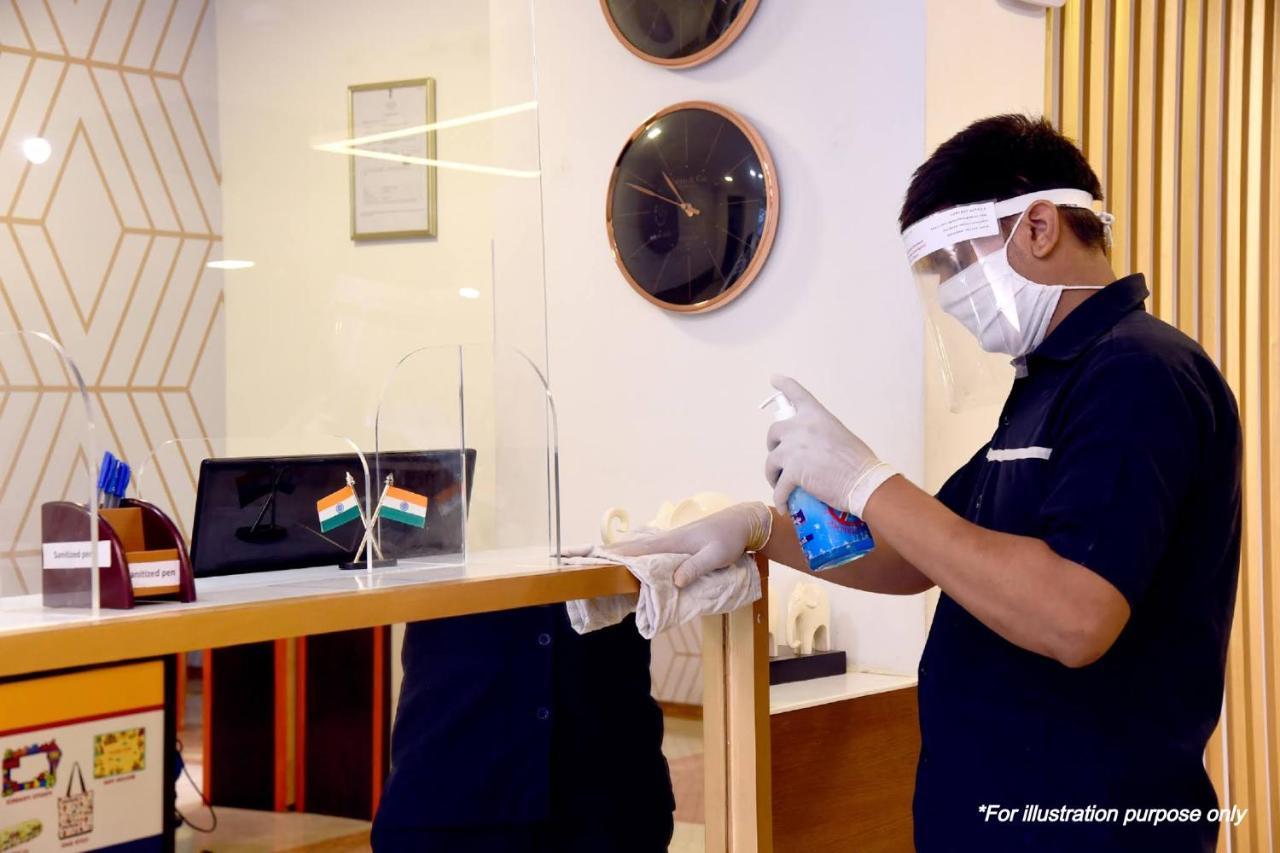 Hotel Vaccinated Staff - Collection O 13595 Vt Residency Bangalore Exterior foto